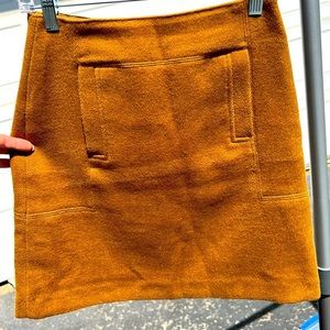 🥮 Rust brown wool skirt 🤎 size 00p